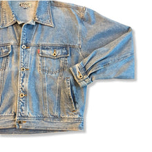 Load image into Gallery viewer, Denim jacket
