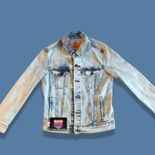 Load image into Gallery viewer, Levi&#39;s Denim Jacket
